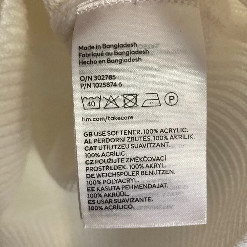 H&M Collared Sweater Sz S in Natural White - Picture 7 of 7